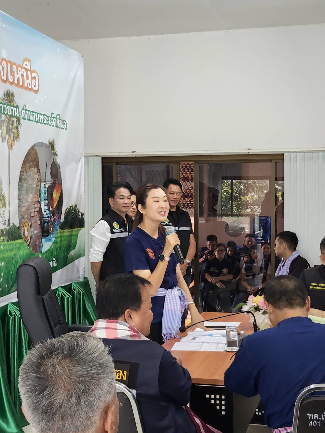 title - องเลขาธิการ ส.ป.ก. ร่วมติดตามรัฐมนตรีช่วยว่าการกระทรวงเกษตรและสหกรณ์ (นางสาวปิยะรัฐชย์ ติยะไพรัช) ลงพื้นที่ตรวจราชการใน อำเภอเวียงเชียงรุ้ง จังหวัดเชียงราย